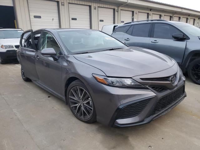 4T1S11AK6PU110061 - 2023 TOYOTA CAMRY SE NIGHT SHADE GRAY photo 4