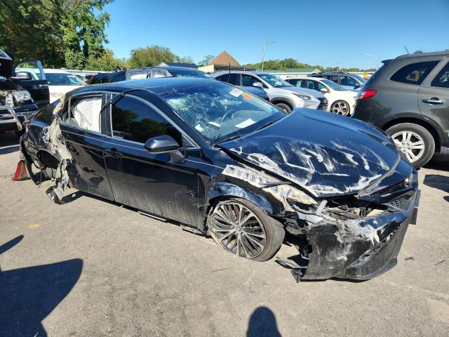 JTNB11HK5J3050874 - 2018 TOYOTA CAMRY L შავი ფოტო 4