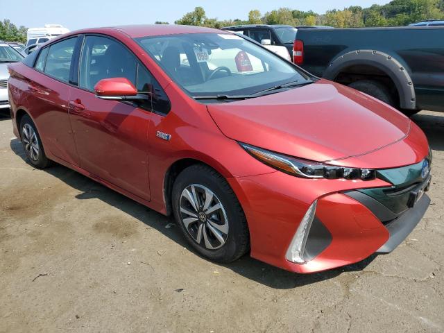 JTDKARFP8H3041890 - 2017 TOYOTA PRIUS PRIM 红色 照片 4