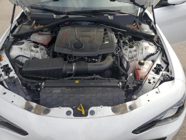 ZARFANAN1N7660129 - 2022 ALFA ROMEO GIULIA WHITE photo 11