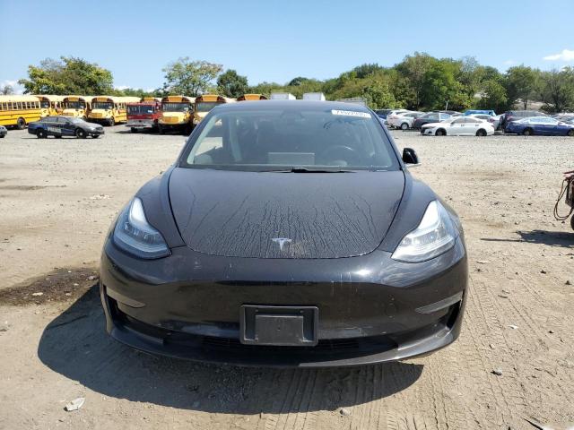 5YJ3E1EB0JF070521 - 2018 TESL MODEL 3 Siyah fotoğraf 5