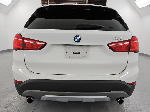 WBXHT3C31J5F89149 - 2018 BMW X1 XDRIVE28I WHITE photo 6