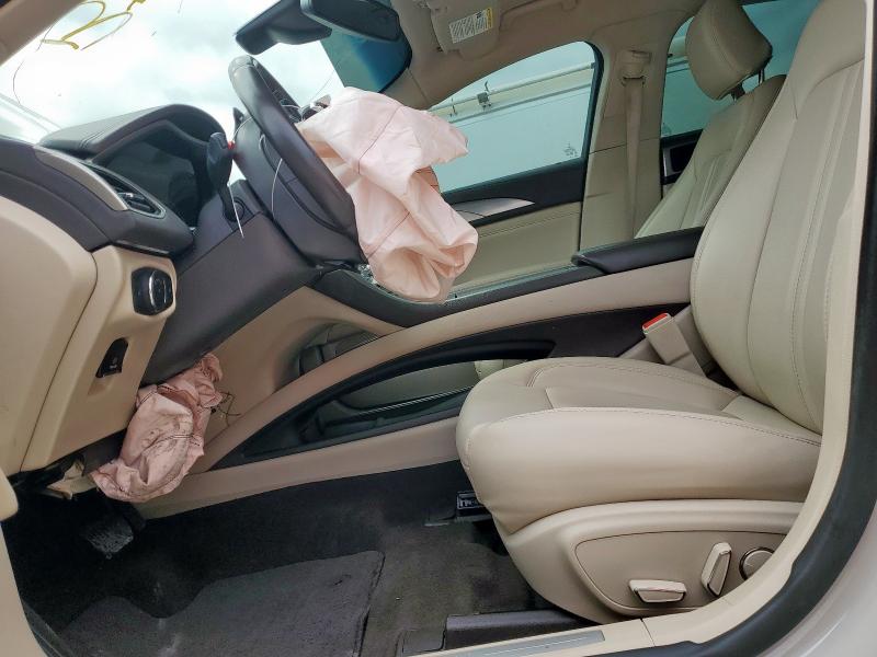 3LN6L5A90LR622917 - 2020 LINCOLN MKZ WHITE photo 7