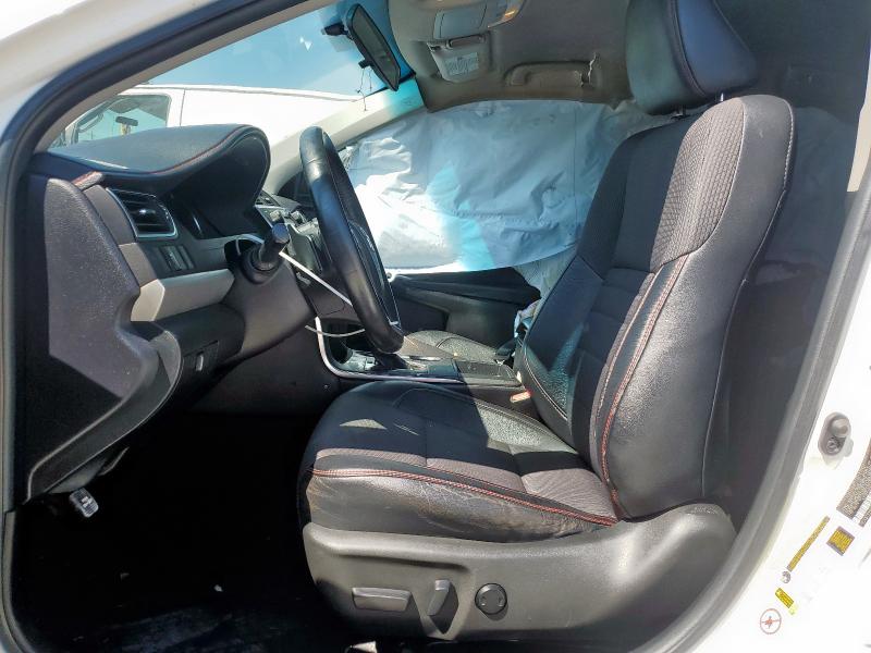 4T1BF1FK4GU168387 - 2016 TOYOTA CAMRY LE 白色 照片 7