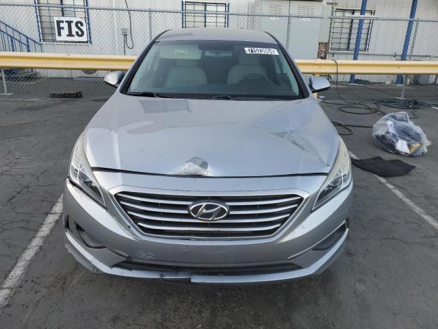 5NPE24AF4HH586226 - 2017 HYUNDAI SONATA SE SILVER photo 5