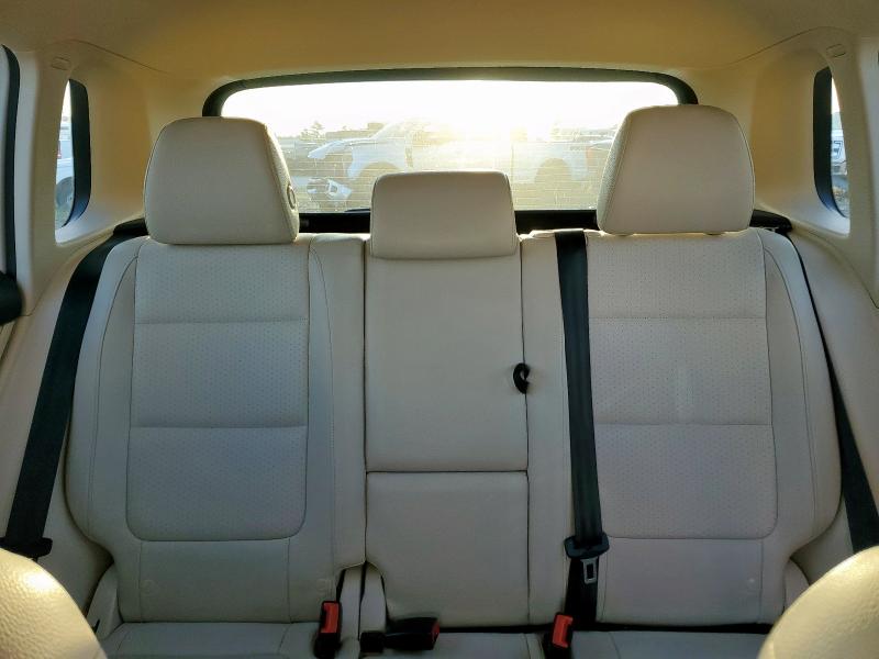 WVGAV7AX8HK001595 - 2017 VOLKSWAGEN TIGUAN S WHITE photo 10