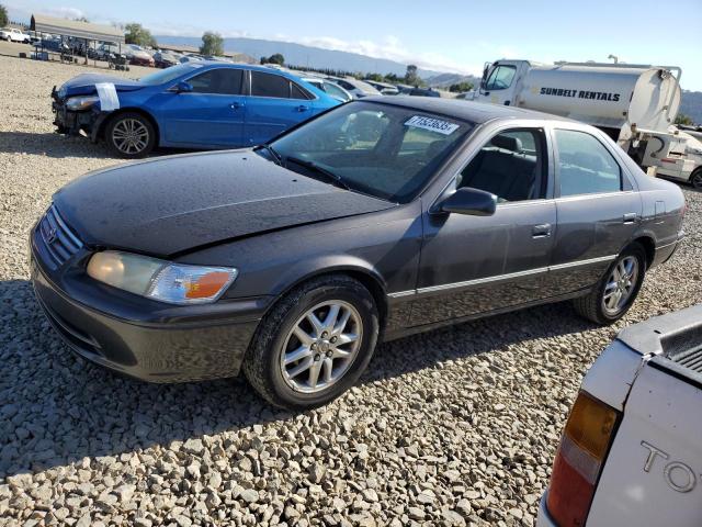 2001 TOYOTA CAMRY LE, 