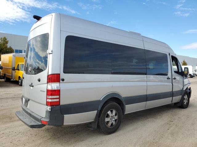 WDZPE8CDXHP551701 - 2017 MERCEDES-BENZ SPRINTER 2500 SILVER photo 3