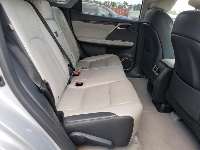 2T2ZZMCAXJC105091 - 2018 LEXUS RX 350 BASE SILVER photo 11