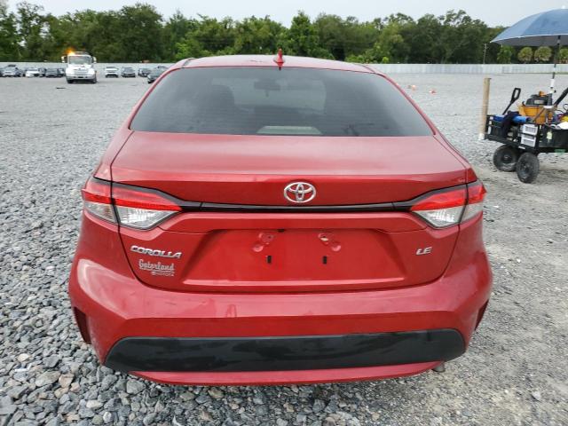 JTDEPRAE5LJ090521 - 2020 TOYOTA COROLLA LE RED photo 6