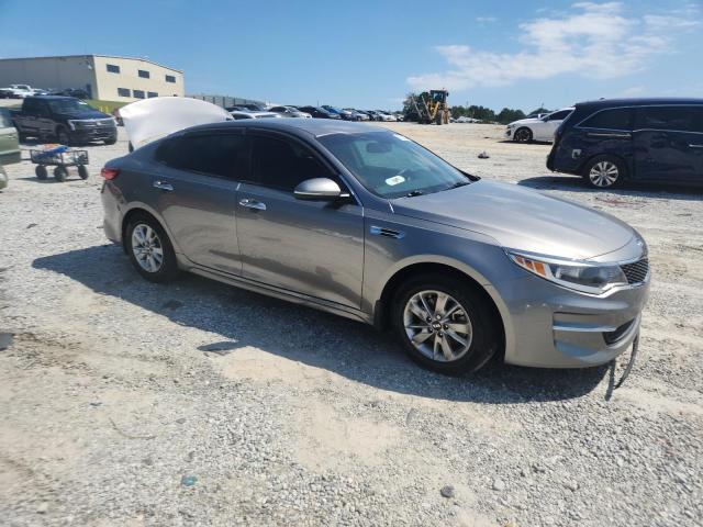 5XXGT4L35JG227879 - 2018 KIA OPTIMA LX رمادي صورة 4