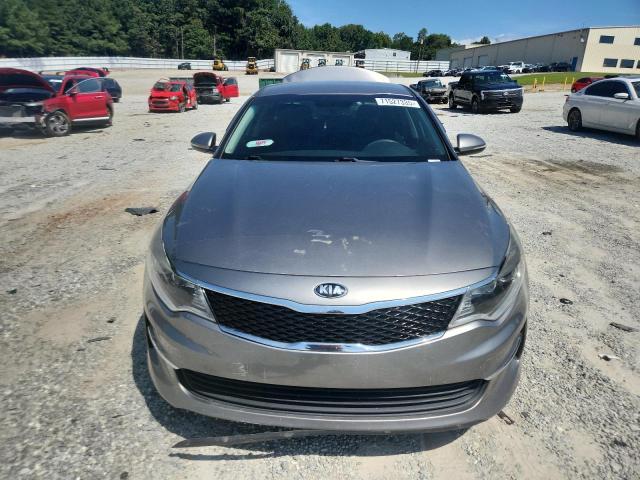 5XXGT4L35JG227879 - 2018 KIA OPTIMA LX رمادي صورة 5