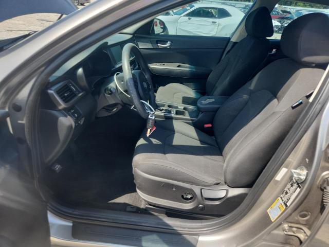 5XXGT4L35JG227879 - 2018 KIA OPTIMA LX رمادي صورة 7