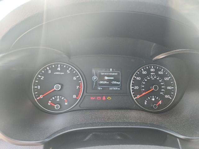 5XXGT4L35JG227879 - 2018 KIA OPTIMA LX رمادي صورة 9