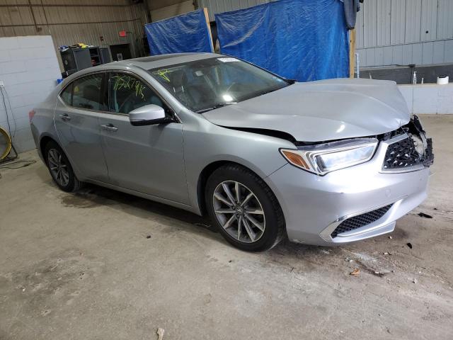 19UUB1F3XJA011586 - 2018 ACURA TLX SILVER photo 4