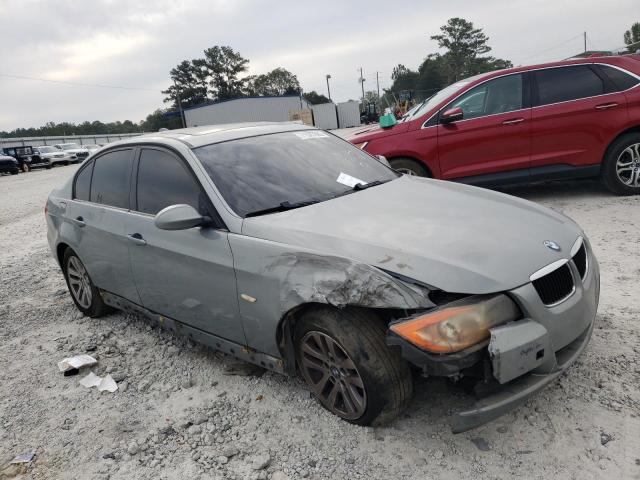 WBAVA375X7NL13931 - 2007 BMW 328 I GRAY photo 4