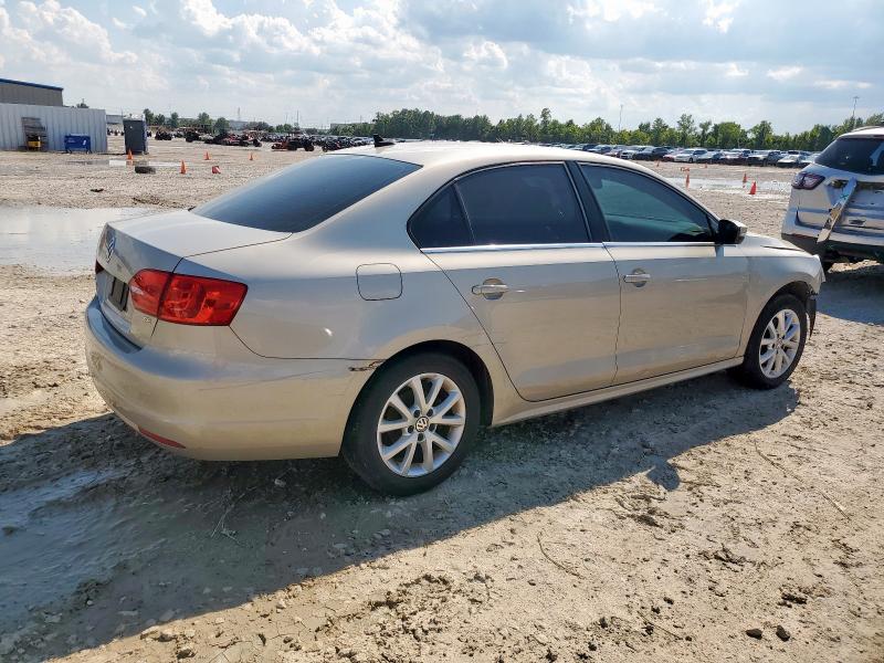 3VWD07AJ0EM209130 - 2014 VOLKSWAGEN JETTA SE CREAM photo 3