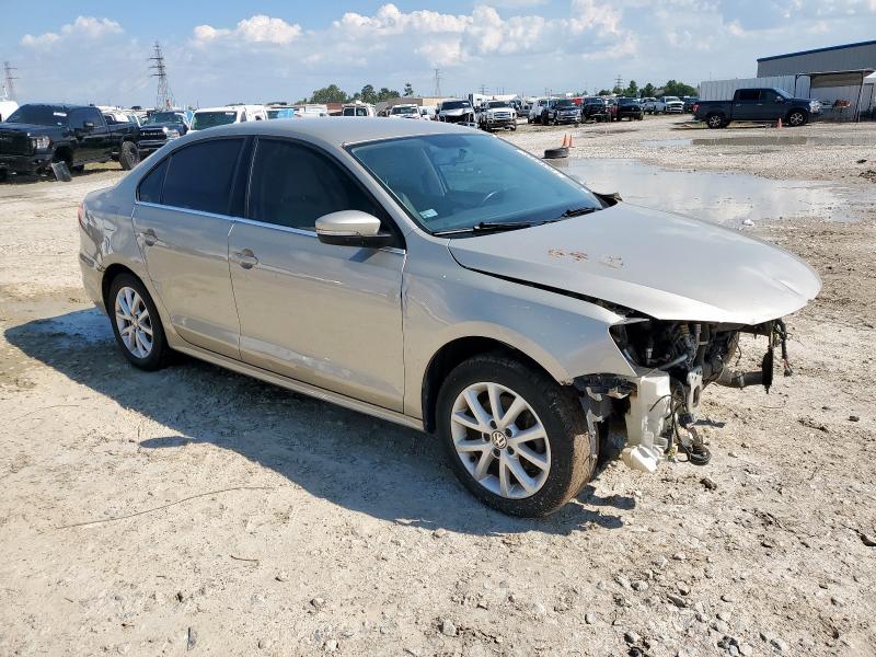 3VWD07AJ0EM209130 - 2014 VOLKSWAGEN JETTA SE CREAM photo 4