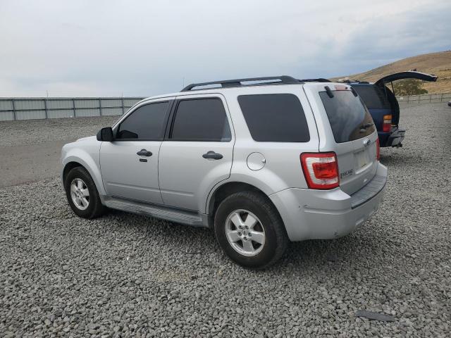 1FMCU9DG7CKB81647 - 2012 FORD ESCAPE XLT Серый фото 2