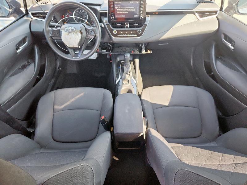 5YFEPRAE5LP079174 - 2020 TOYOTA COROLLA LE Mavi foto 8