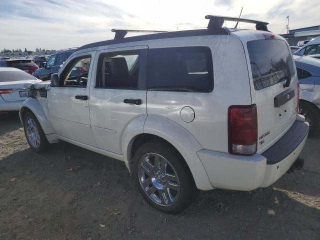 1D8GU58628W212921 - 2008 DODGE NITRO R/T WHITE photo 2