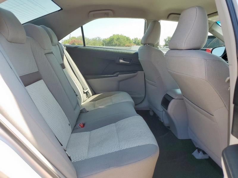 4T4BF1FK2CR274305 - 2012 TOYOTA CAMRY BASE SILVER photo 10