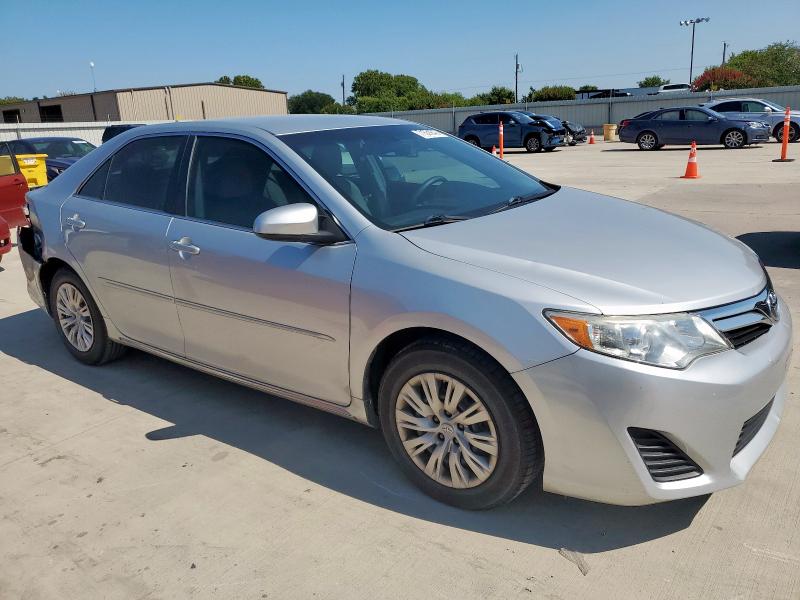 4T4BF1FK2CR274305 - 2012 TOYOTA CAMRY BASE SILVER photo 4