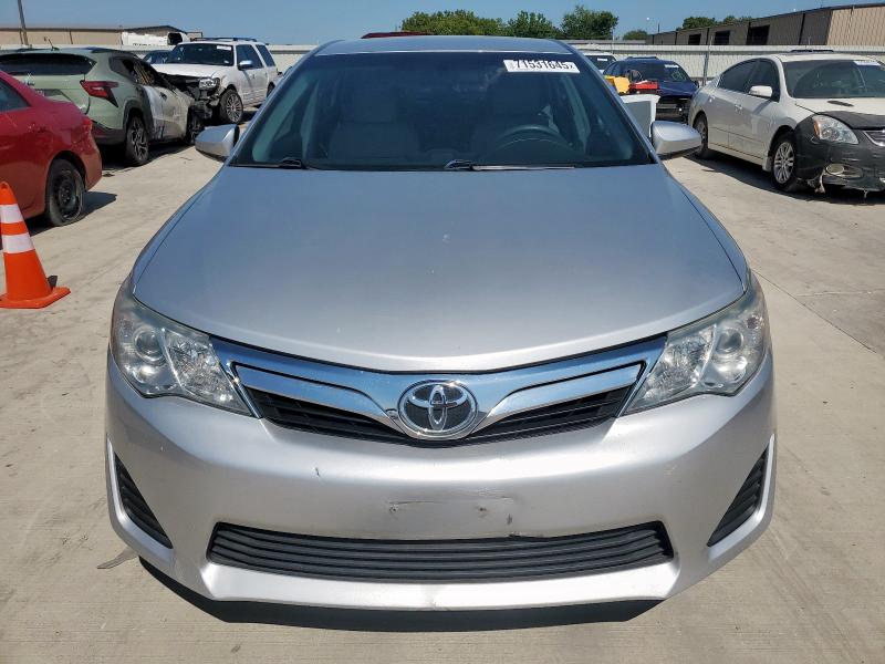 4T4BF1FK2CR274305 - 2012 TOYOTA CAMRY BASE SILVER photo 5