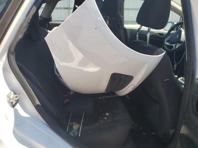 3FADP4BJ3KM104482 - 2019 FORD FIESTA SE 白色 照片 10