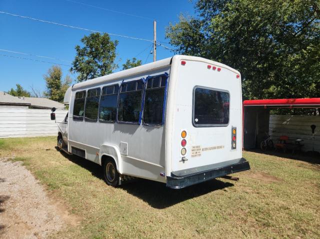 1FDXE45S91HB63617 - 2001 FORD ECONOLINE E450 SUPER DUTY CUTAWAY VAN WHITE photo 3