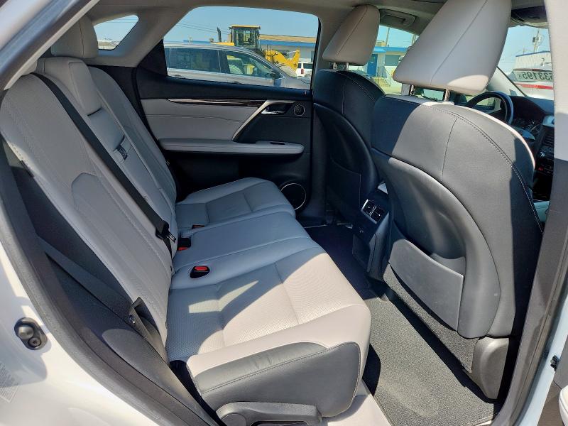 2T2BZMCA6KC181734 - 2019 LEXUS RX 350 BASE 白色 照片 11