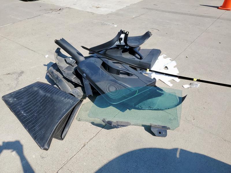 5YJYGDEE3MF266338 - 2021 TESLA MODEL Y BLUE photo 12