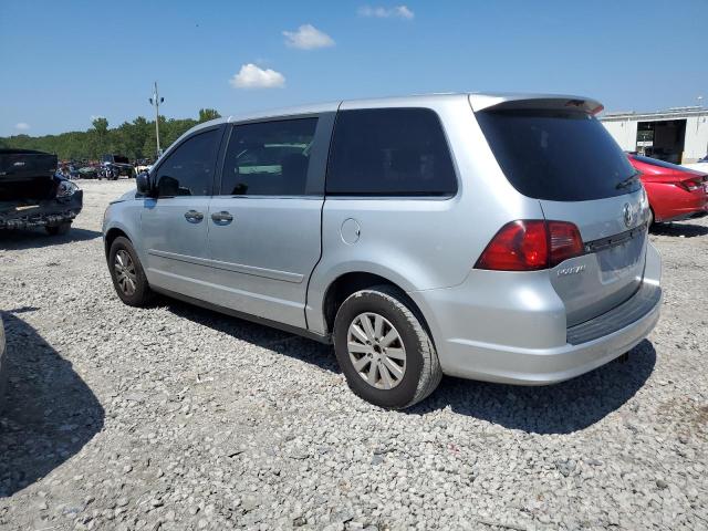 2V8HW44159R575178 - 2009 VOLKSWAGEN ROUTAN S SILVER photo 2