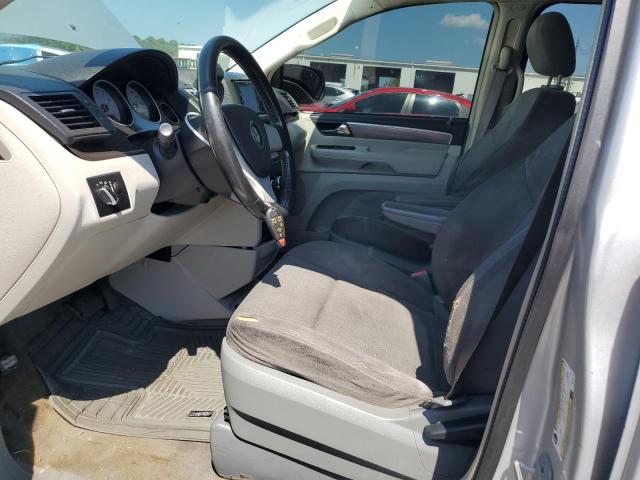 2V8HW44159R575178 - 2009 VOLKSWAGEN ROUTAN S SILVER photo 7