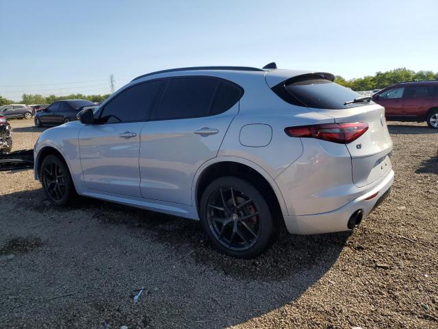 ZASPAKBN7L7C98582 - 2020 ALFA ROMEO STELVIO TI GRAY photo 2