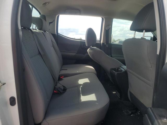 5TFAX5GNXGX058603 - 2016 TOYOTA TACOMA DOUBLE CAB WHITE photo 10