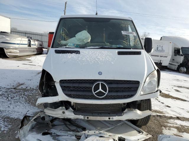 WD3PE7CC0C5621108 - 2012 MERCEDES-BENZ SPRINTER 2500 WHITE photo 5