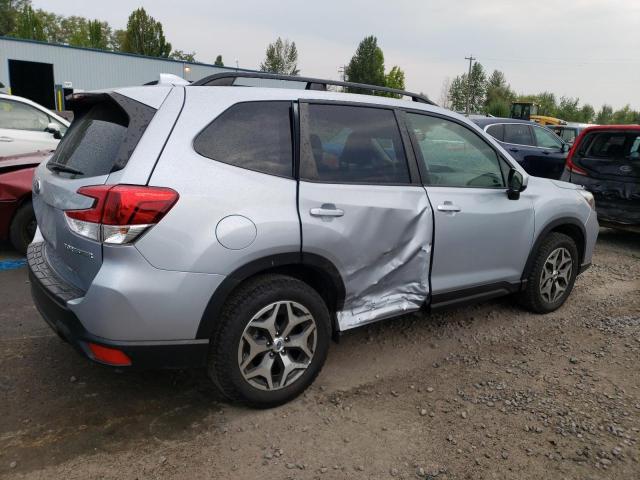 JF2SKAGC4KH519292 - 2019 SUBARU FORESTER PREMIUM SILVER photo 3