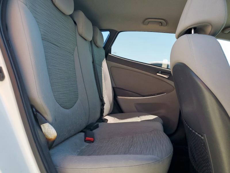 KMHCT5AE4HU359668 - 2017 HYUNDAI ACCENT SE 白色 照片 10