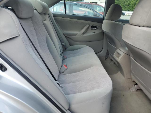 4T4BF3EK9BR114689 - 2011 TOYOTA CAMRY BASE SILVER photo 10