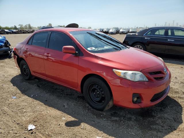 2T1BU4EE2BC580112 - 2011 TOYOTA COROLLA BASE Czerwony zdjęcie 4