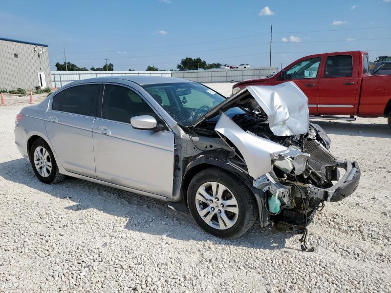 1HGCP2F49AA165590 - 2010 HONDA ACCORD LXP SILVER photo 4