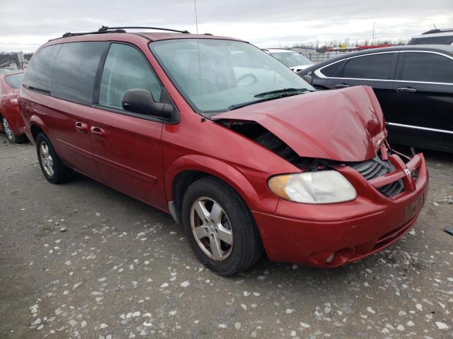 2D4GP44L85R395213 - 2005 DODGE GRAND CARA SXT RED photo 4