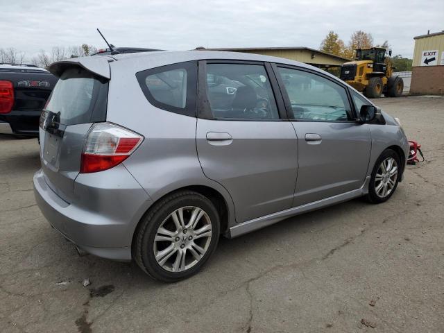 JHMGE88629S013906 - 2009 HONDA FIT SPORT SILVER photo 3