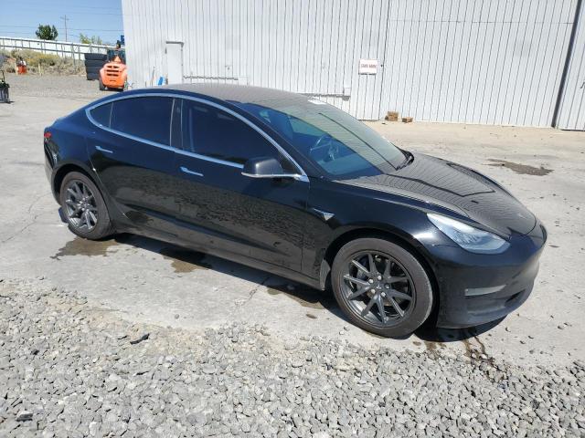 5YJ3E1EB3JF183718 - 2018 TESLA MODEL 3 Qara foto 4
