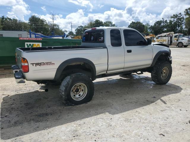 5TEWN72N32Z007668 - 2002 TOYOTA TACOMA XTRACAB SILVER photo 3