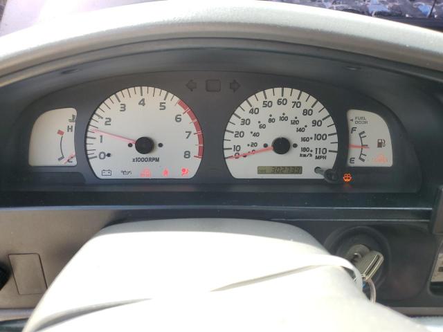 5TEWN72N32Z007668 - 2002 TOYOTA TACOMA XTRACAB SILVER photo 9