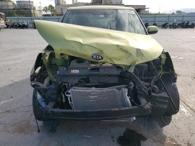 KNDJP3A59G7871153 - 2016 KIA SOUL + GREEN photo 5