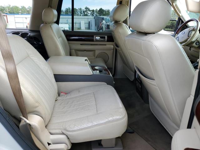 5LMFU27R94LJ42598 - 2004 LINCOLN NAVIGATOR კრემისფერი ფოტო 11