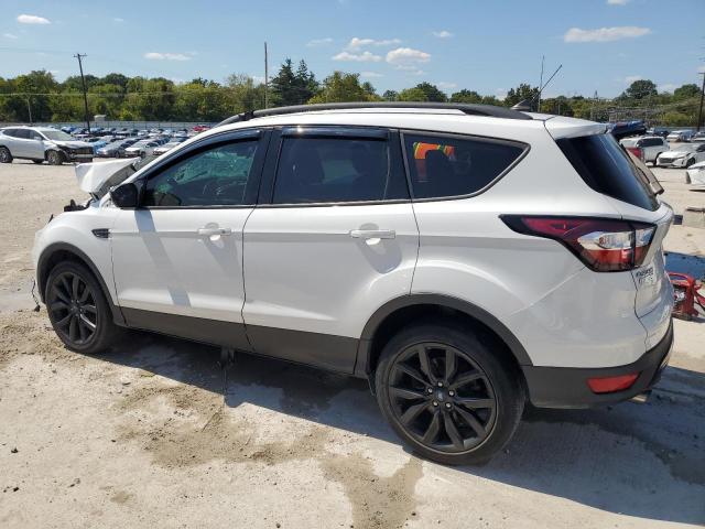 1FMCU0GD8JUC45547 - 2018 FORD ESCAPE SE Ақ фото 2